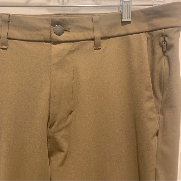 Commission Slim-Fit Pant in Artifact - Picture 5 of 6